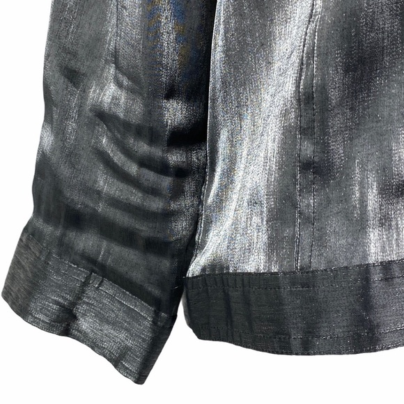 Ruby Rd. Metallic Button Down Shirt Women's 12 Gray Shiny 3/4 Sleeve Button Cuff - Picture 5 of 9